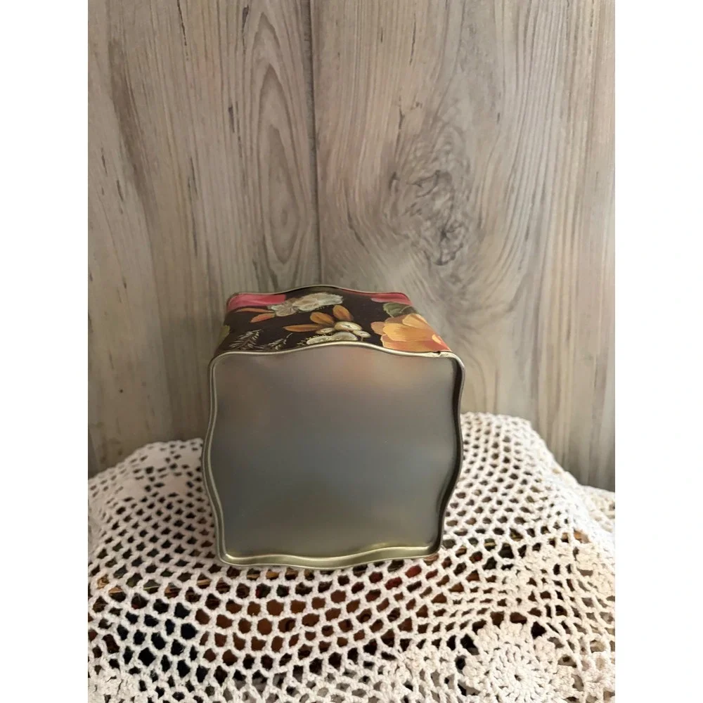 Unbranded floral metal